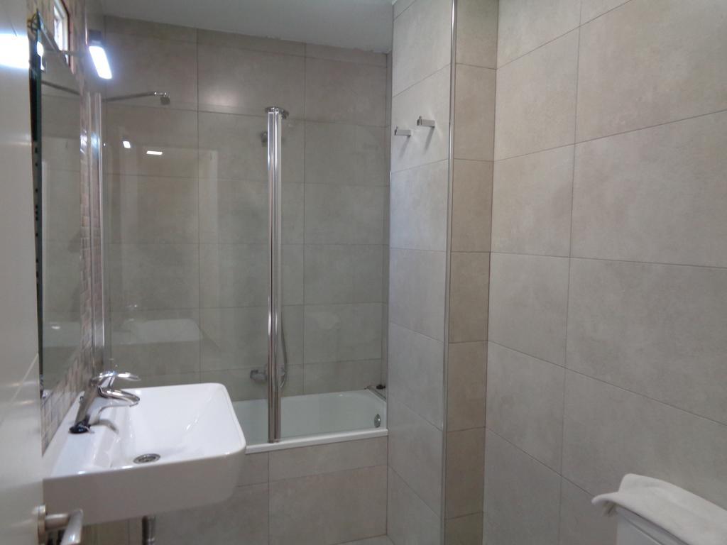 Apartamentos Ramirez 3000 กรานาดา ภายนอก รูปภาพ