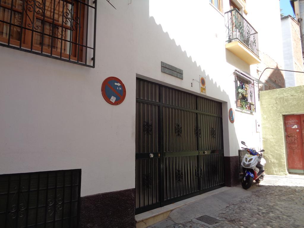 Apartamentos Ramirez 3000 กรานาดา ภายนอก รูปภาพ